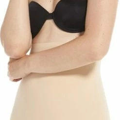 MAGIC Bodyfashion Maxi Sexy Hi Bermuda Latte Vrouwen - Maat XL 30 MAGIC Bodyfashion Maxi Sexy Hi Bermuda Latte Vrouwen - Maat XL -Badmode Winkel 266x840