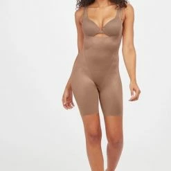 Spanx Thinstincts 2.0 - High-Waisted Mid-Thigh Short - Maat L - Kleur Café Au Lait (Dark Nude) -Badmode Winkel 546x840 6