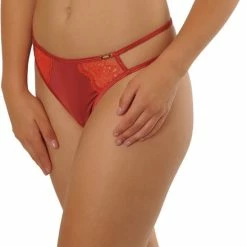 Sapph Scarlet String -Badmode Winkel 548x840 3