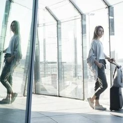 Knit Factory Liv Pareo - XL Sjaal - Stranddoek - Zwart - 100% Biologisch Katoen -Badmode Winkel 550x367 15