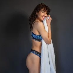 Sock My Feet Untouched Underwear Lingerie Set Rizzling Reptile Top + Undie - Beugelloze Bh - Beugelloos - Dames Geschenkset - Dames Cadeautips 13 Sock My Feet Untouched Underwear Lingerie Set Rizzling Reptile Top + Undie - Beugelloze Bh - Beugelloos - Dames Geschenkset - Dames Cadeautips -Badmode Winkel 550x550 111