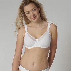 Triumph True Shape Sensation W01 Beha - Wit - Maat F90 -Badmode Winkel 550x600 2