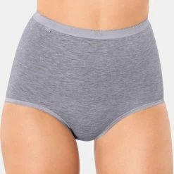 Sloggi Basic+ Dames Maxi Slip - 4-pack - Lichtgrijs - Maat 40 -Badmode Winkel 550x645 1
