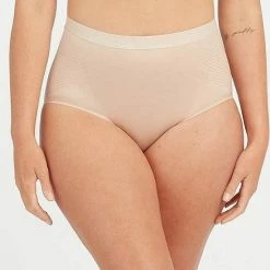 Spanx Thinstincts 2.0 - Brief - Maat L - Kleur Nude (Champagne Beige) -Badmode Winkel 550x649 4