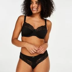 Hunkemöller Niet-voorgevormde Beugel Bh Sophie - Maat F80 -Badmode Winkel 550x660 261
