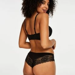 Hunkemöller Voorgevormde Strapless Beugel Bh Maya - Maat C80 -Badmode Winkel 550x660 303