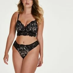 Hunkemöller Dames Lingerie Voorgevormde Longline Bh Zonder Beugel Shiloh - Zwart - Maat C80 -Badmode Winkel 550x677 5