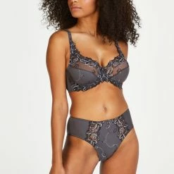 Hunkemöller Hoge Slip Diva - Maat M -Badmode Winkel 550x781