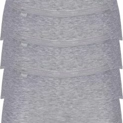Sloggi Basic+ Dames Maxi Slip - 4-pack - Lichtgrijs - Maat 50 -Badmode Winkel 550x787