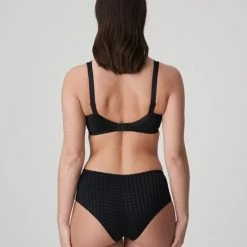 PrimaDonna Madison Beugel Bh 0162120 Zwart - Maat 90C -Badmode Winkel 550x798 2