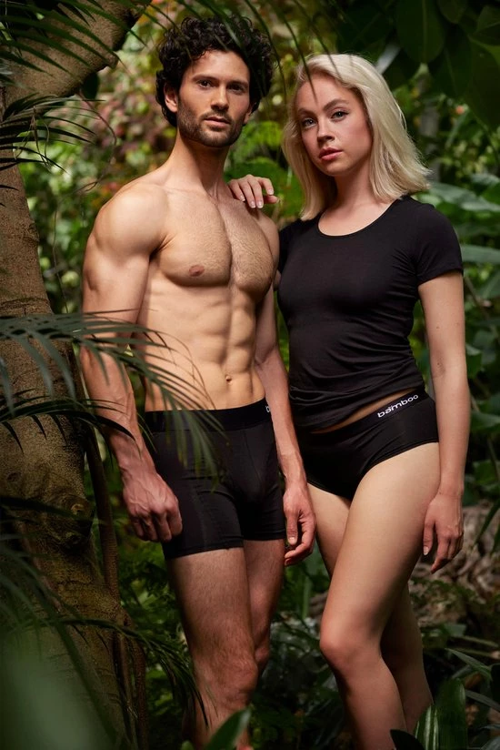 Bamboo Essentials - T Shirt Dames - Ronde Hals - 3 Stuks - Zwart - M - Bamboe Ondershirt - Onderhemd - Dames Shirts Korte Mouw 5 Bamboo Essentials - T Shirt Dames - Ronde Hals - 3 Stuks - Zwart - M - Bamboe Ondershirt - Onderhemd - Dames Shirts Korte Mouw - Afbeelding 3