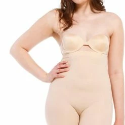 MAGIC Bodyfashion Maxi Sexy Hi Bermuda Latte Vrouwen - Maat XL 41 MAGIC Bodyfashion Maxi Sexy Hi Bermuda Latte Vrouwen - Maat XL -Badmode Winkel 550x836 1